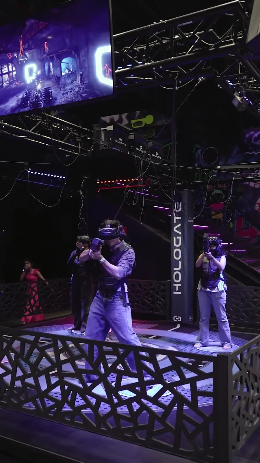 Hologate VR arena